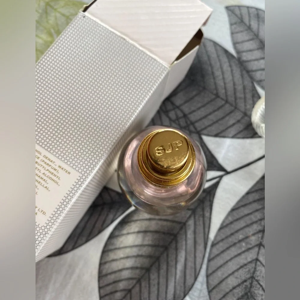 🌷SJP Lovely🌷 - Picture 6 of 8